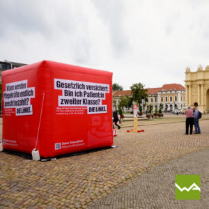 Aufblasbarer Würfel - Die Linke