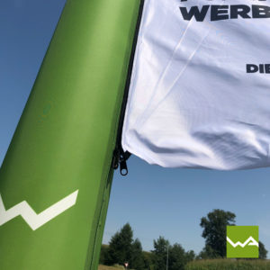 Aufblasbares Beachflag - Pneu Werbefahne dieWerbearchitekten 6