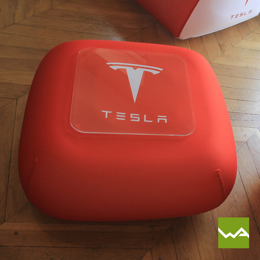 Aufblasbarer Sessel-Tisch-Sofa – FUGU – Tesla 6 - Die Werbearchitekten Aufblasbarer Sessel-Tisch-Sofa – FUGU – Tesla 6 - Die Werbearchitekten