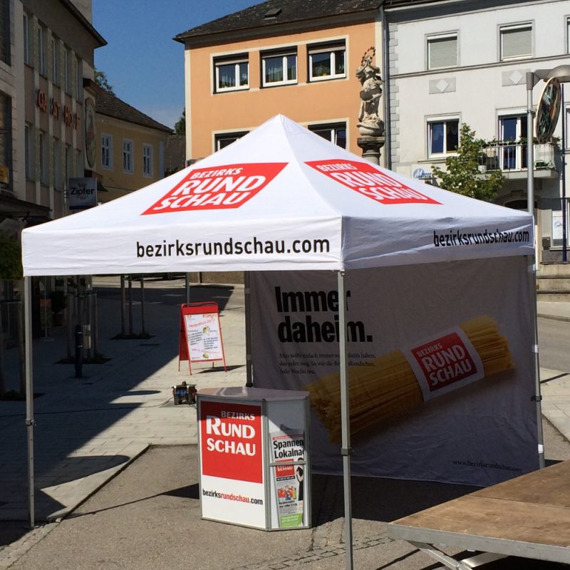 Faltzelte/Faltpavillon-Bezirksrundschau