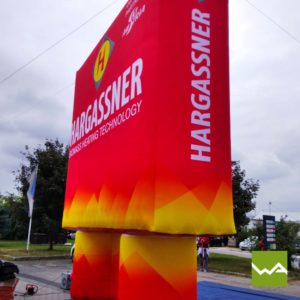 Inflatable Quader für Hargassner 5x4,5x1,5 Meter Seitenansicht