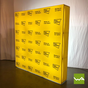 Messewand Pop Up Shine Interwetten 6