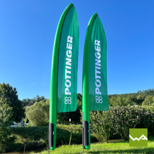 Bedruckte, aufblasbare Beachflags für Pöttinger