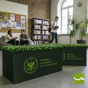 Smartcube - Faltbarer Sitzwuerfel - Universität Warschau