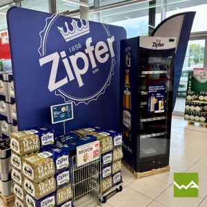 Zipper Werbewand - Zipfer